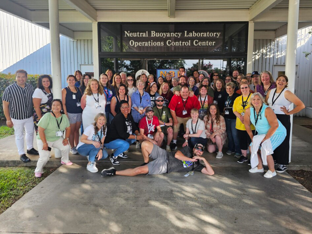 group photo of LiftOff participants